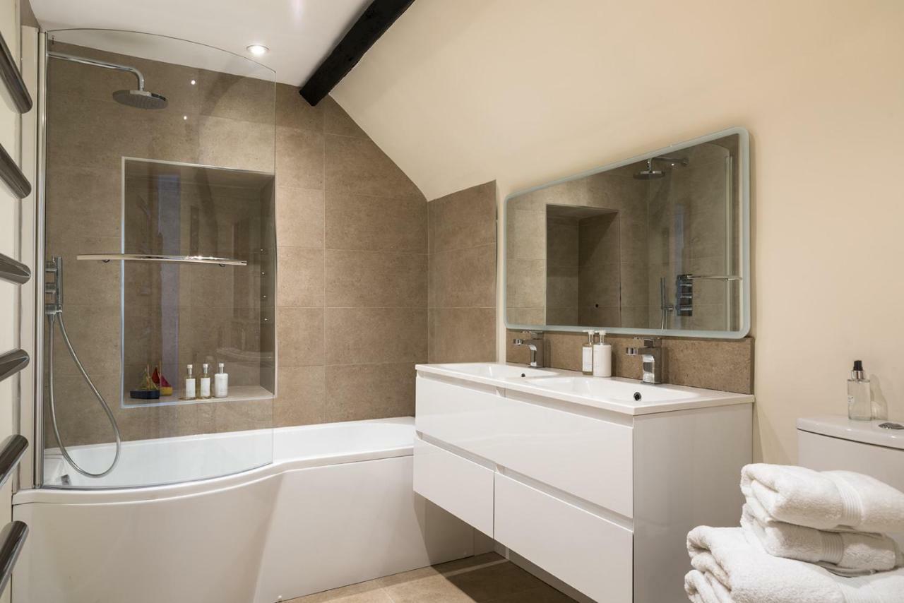 Апартаменты Luxury 3 Bed Flat In The Centre Of Вудсток Экстерьер фото